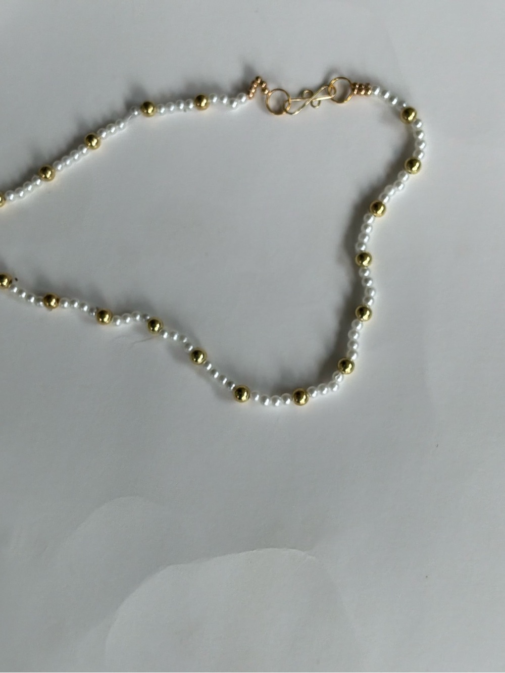 Gold and White Beaded Necklace - Classic Pearl-Style Chain